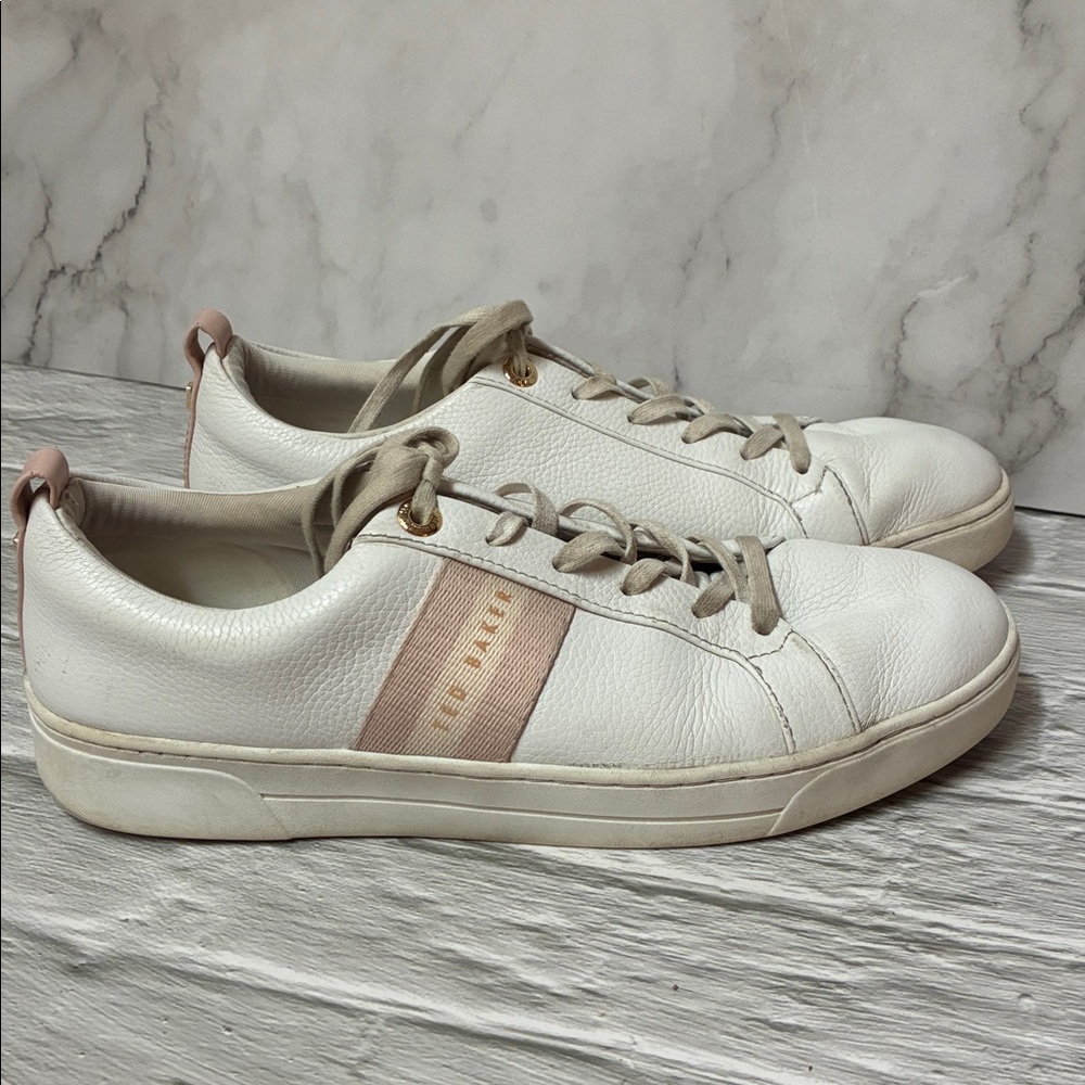 Ted Baker Bailey Leather Sneakers Size 10